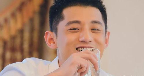 张继科爆料景甜三段视频,三段视频见证甜蜜瞬间 第2张 张继科爆料景甜三段视频,三段视频见证甜蜜瞬间 第2张