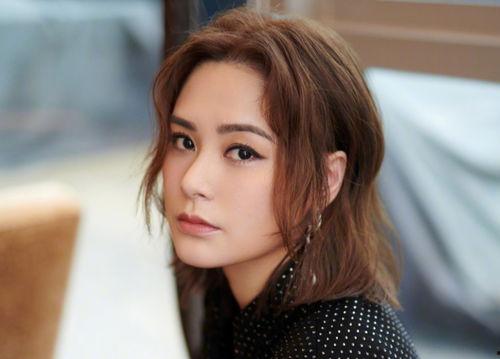 娱乐吃瓜女艺人牺牲了吗,吃瓜女艺人离世之谜揭开 第2张 娱乐吃瓜女艺人牺牲了吗,吃瓜女艺人离世之谜揭开 第2张